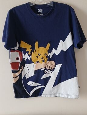 Uniqlo Navy Kids Pikachu & Trainer Graphic Tee